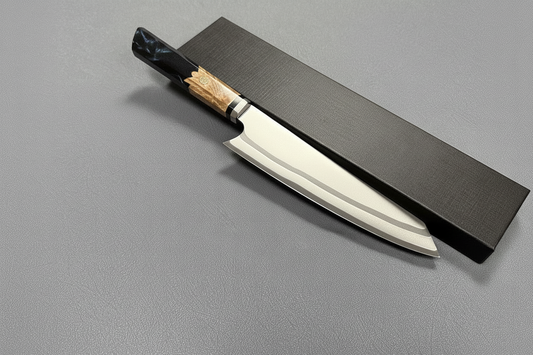 Le Santoku San Mai : L’Équilibre Parfait entre Tradition Japonaise et Performance