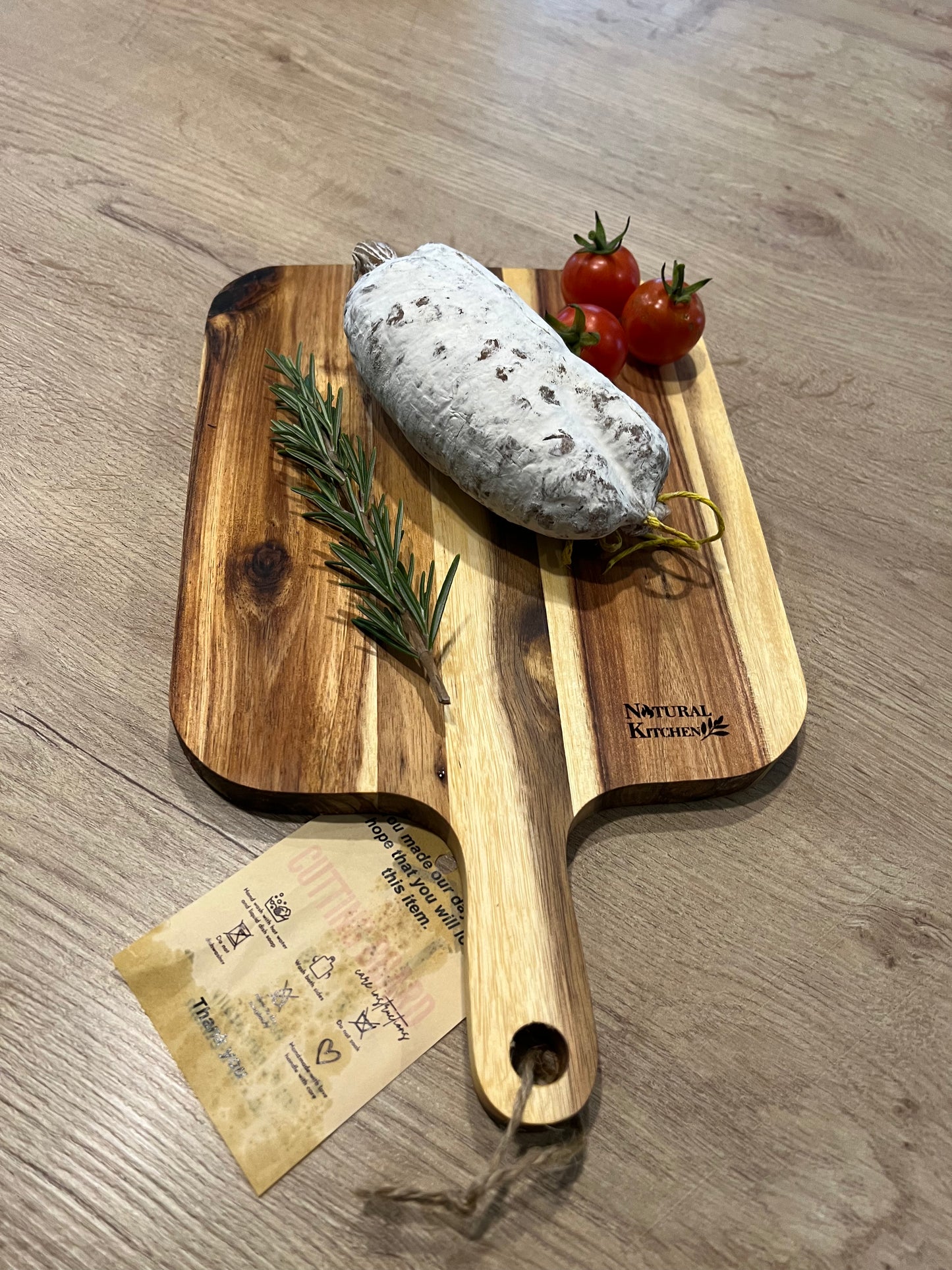 Planche à Découper Personnalisée en Bois d’Acacia  "Gravé a vos initiales"